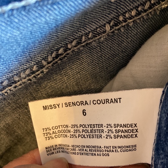 Nine West Vintage America Collection Denim Skirt Made in Indonesia Size 28/6 - Picture 7 of 8